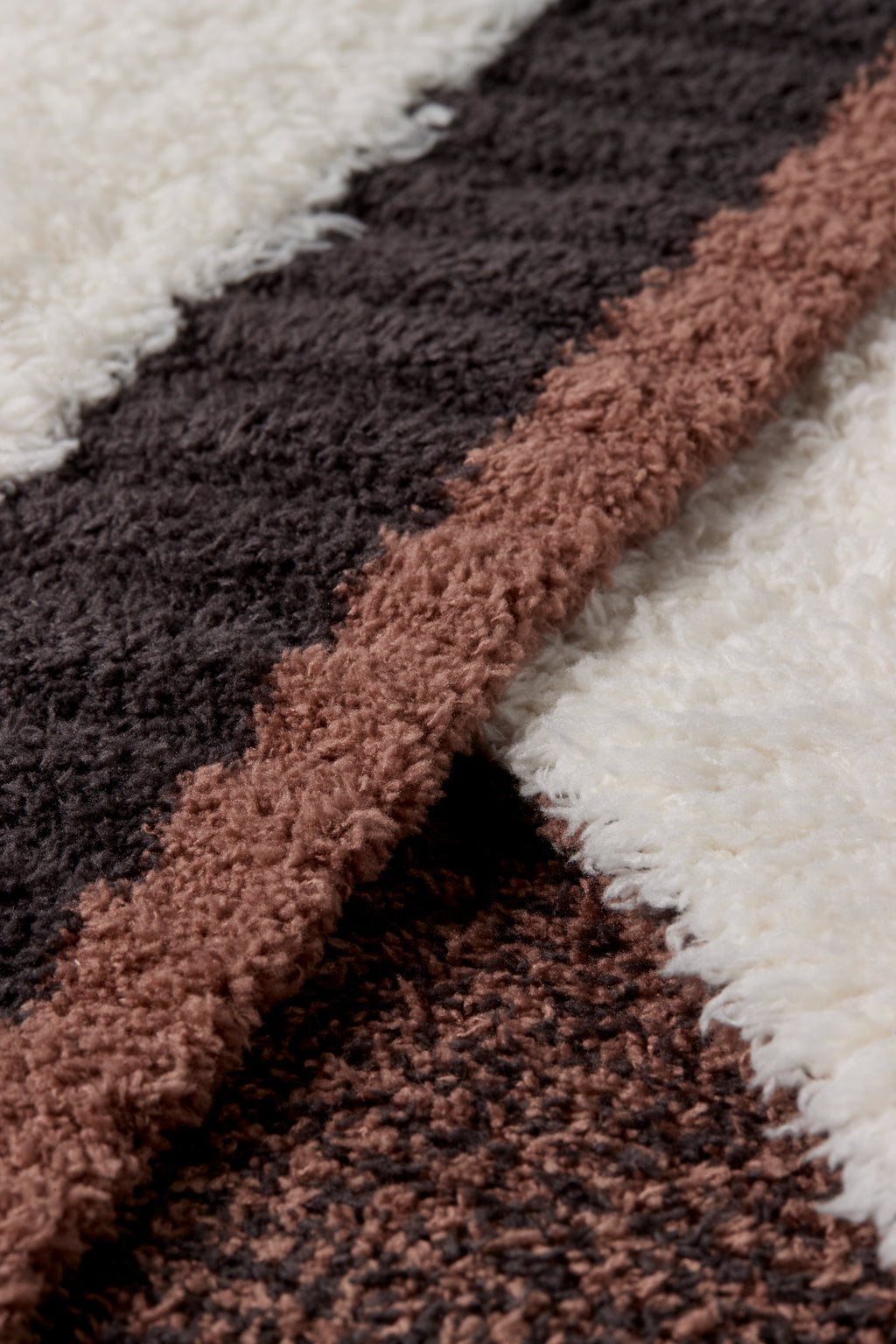CozyChic® Sorreno Stripe Throw