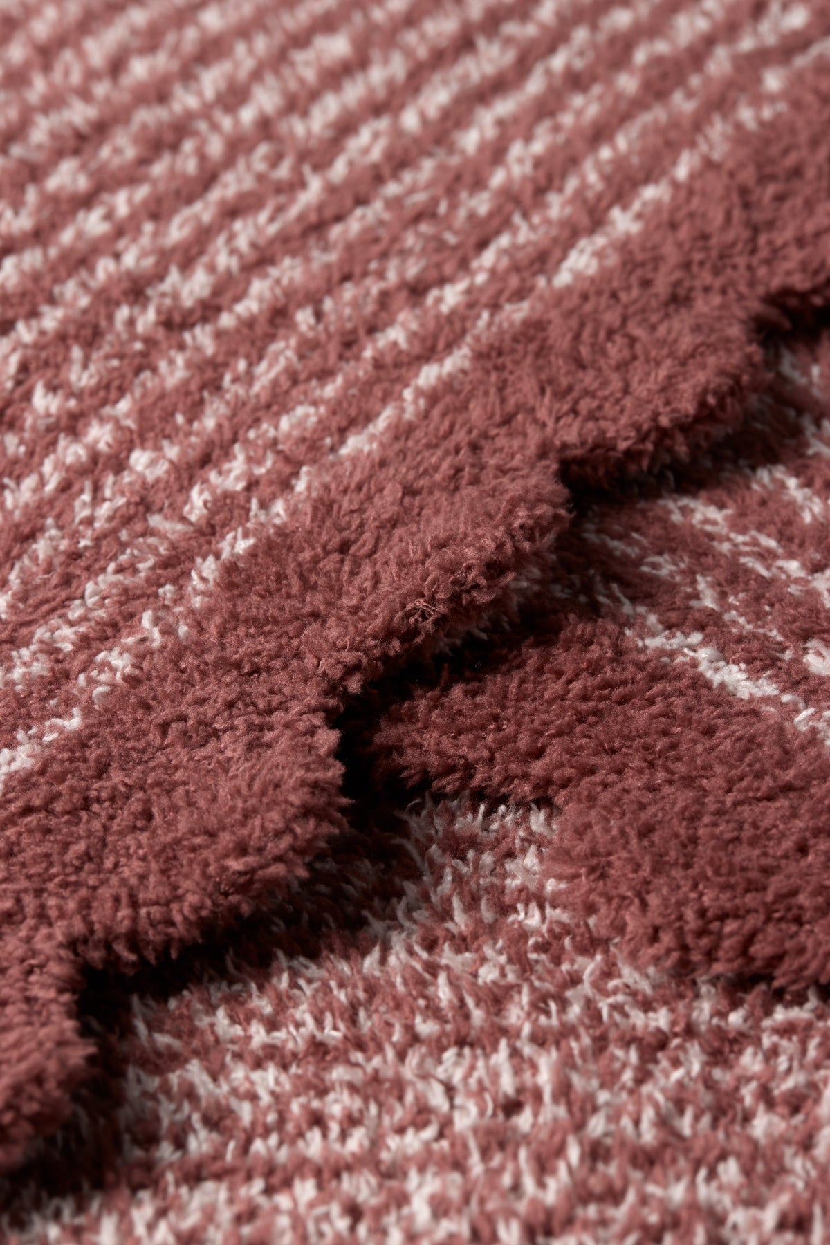 CozyChic® Scallop Stripe Throw