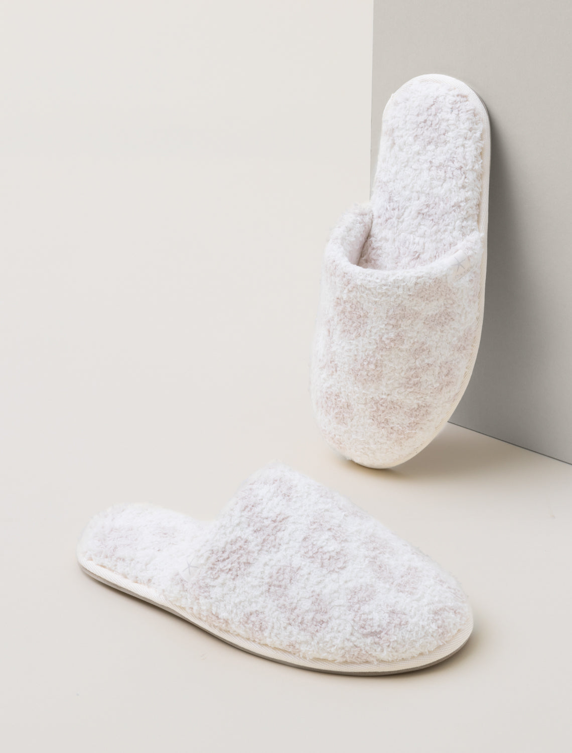 CozyChic® Youth Barefoot in the Wild® Slipper