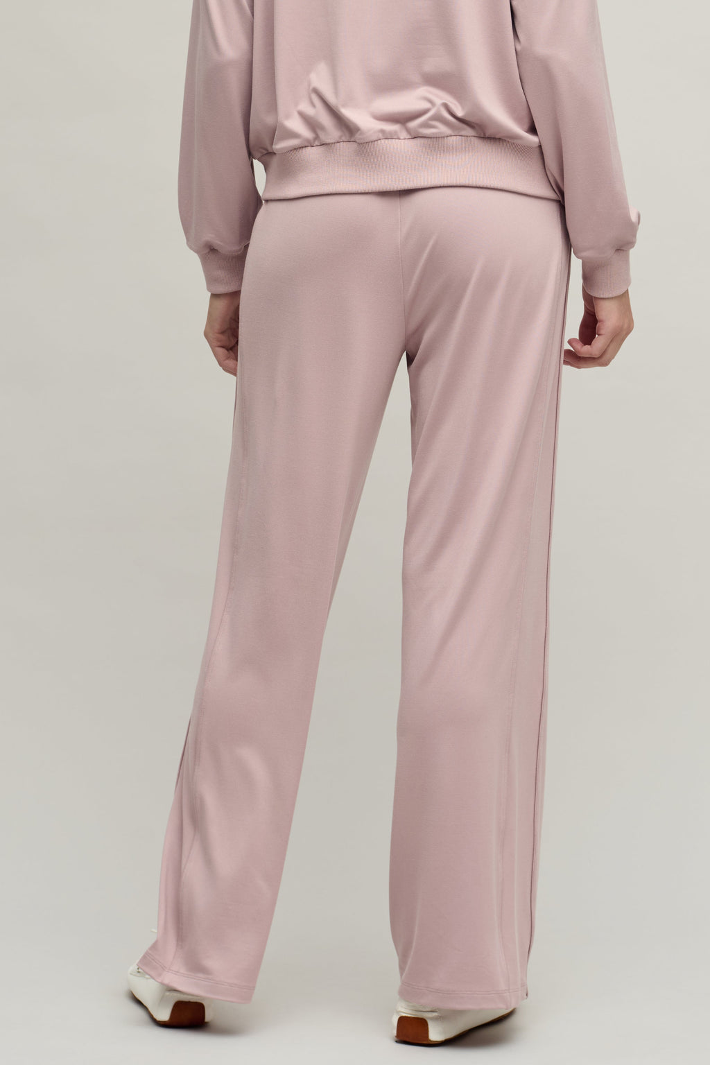 Butterchic Pant With Piping