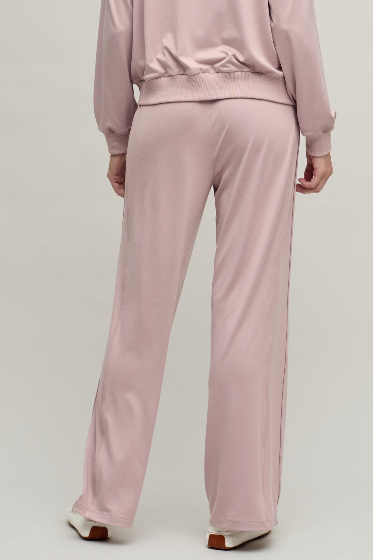 Butterchic Pant With Piping
