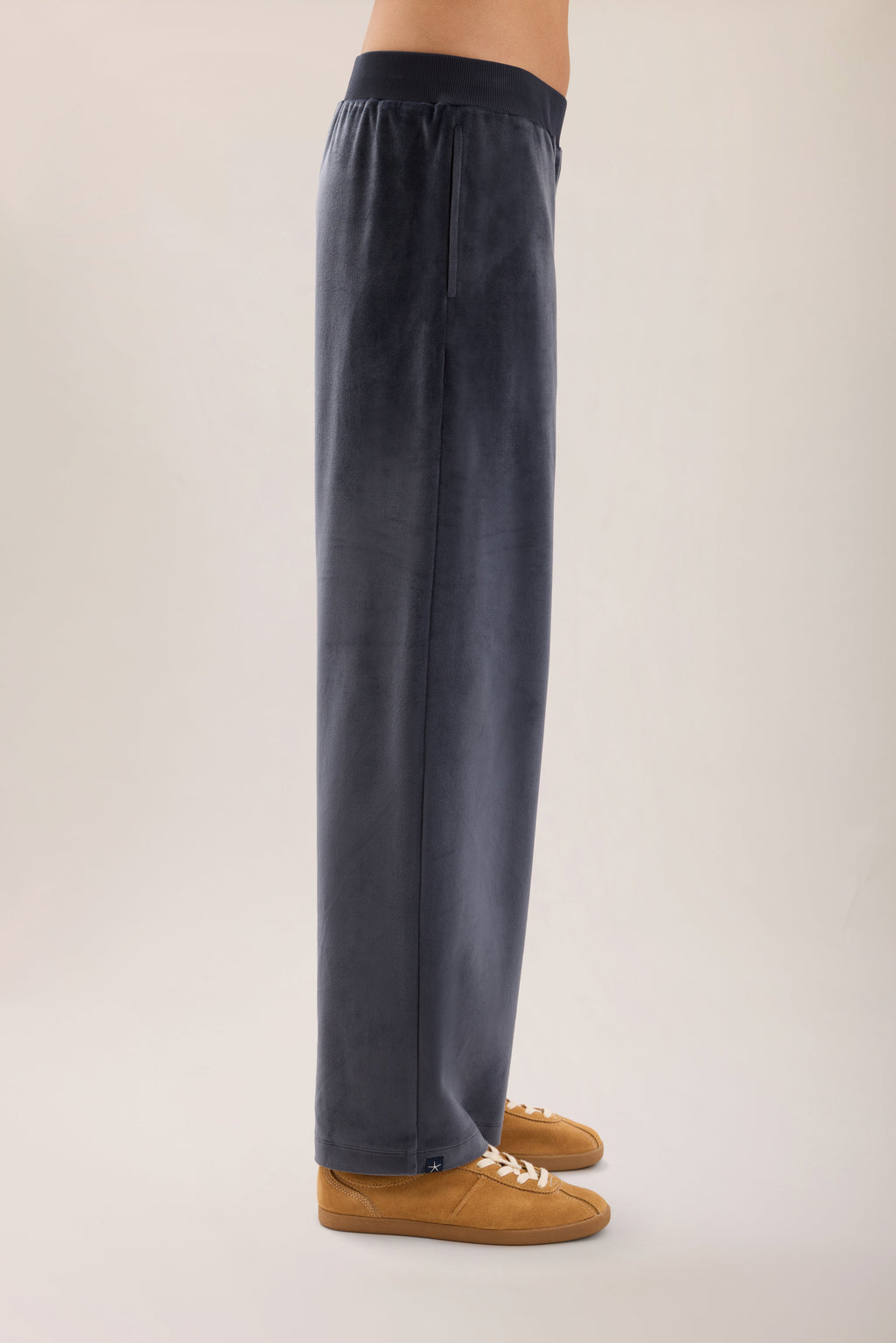 Stretch Velvet Wide Leg Pant