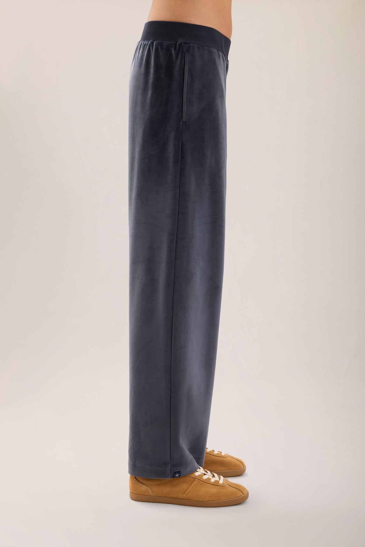 Stretch Velvet Wide Leg Pant