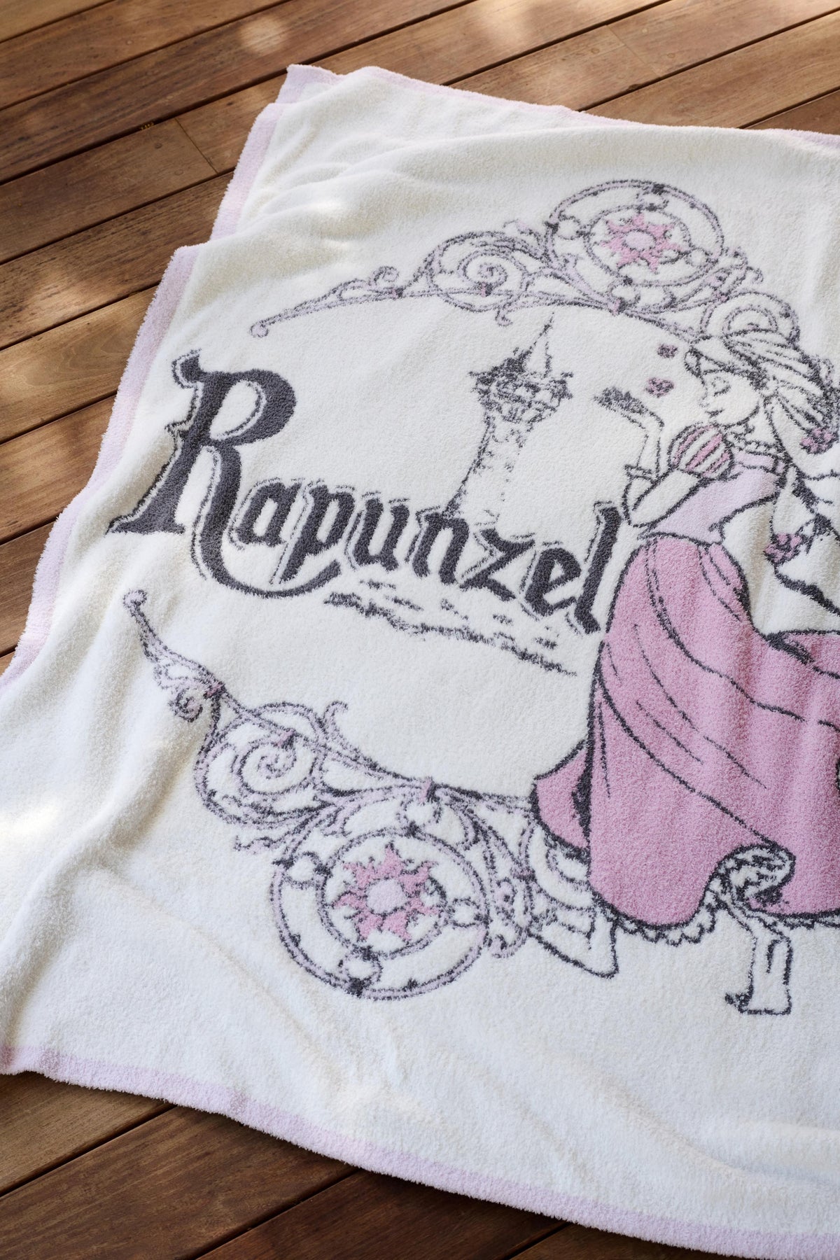 CozyChic® Disney Rapunzel Blanket