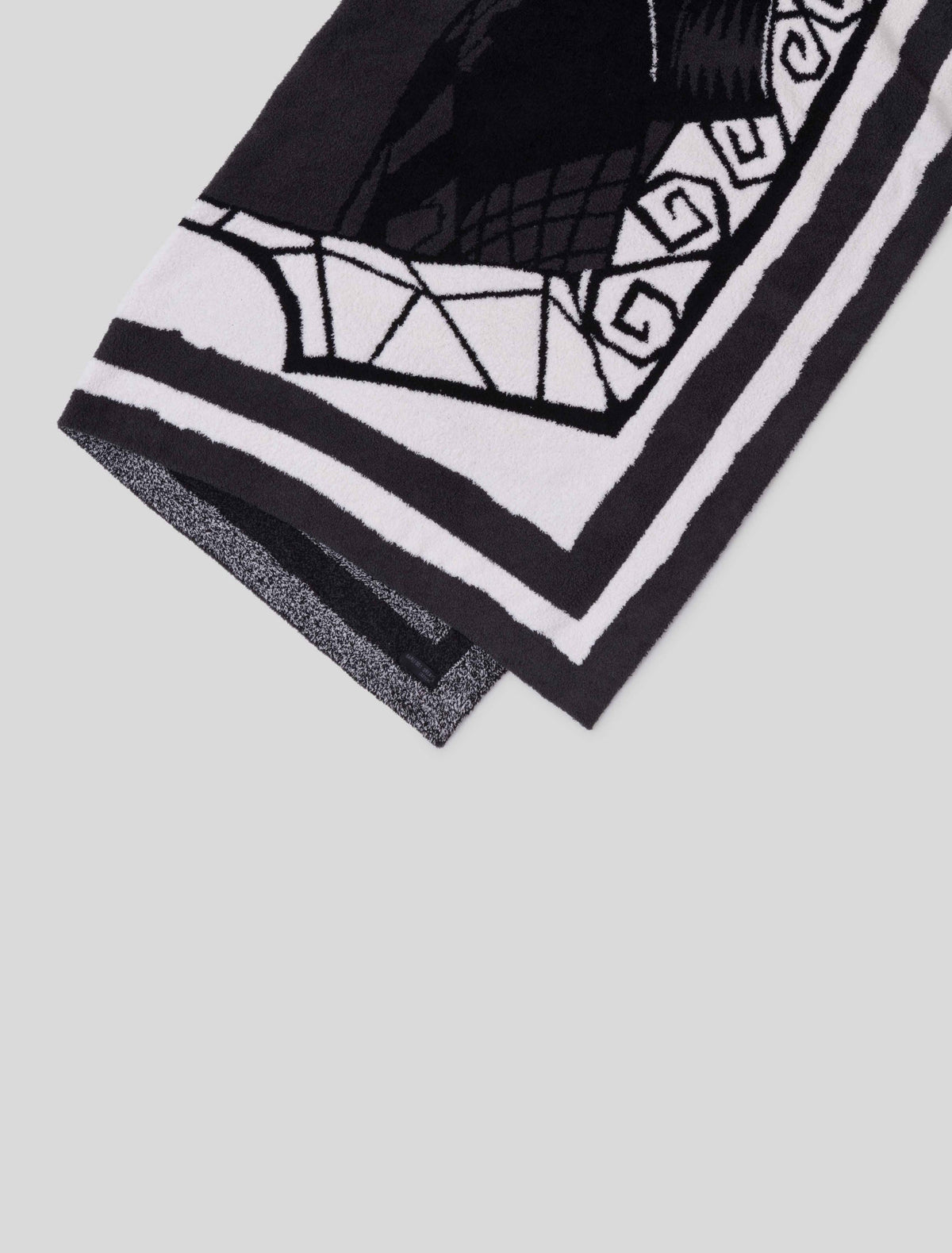 CozyChic® Disney Jack and Sally Throw