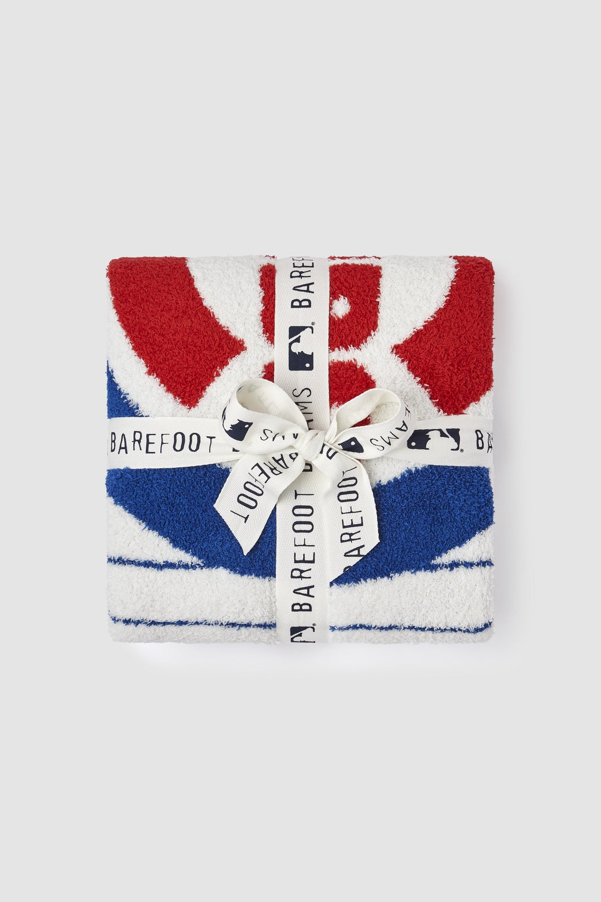 CozyChic® Chicago Cubs™ Stroller Blanket