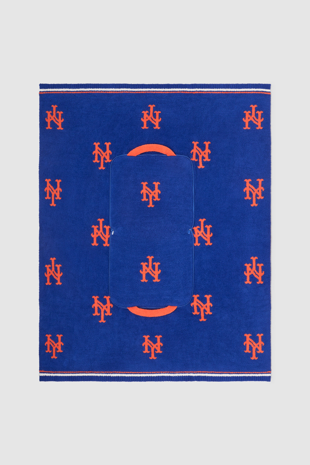 CozyChic® Mets™ Travel Blanket