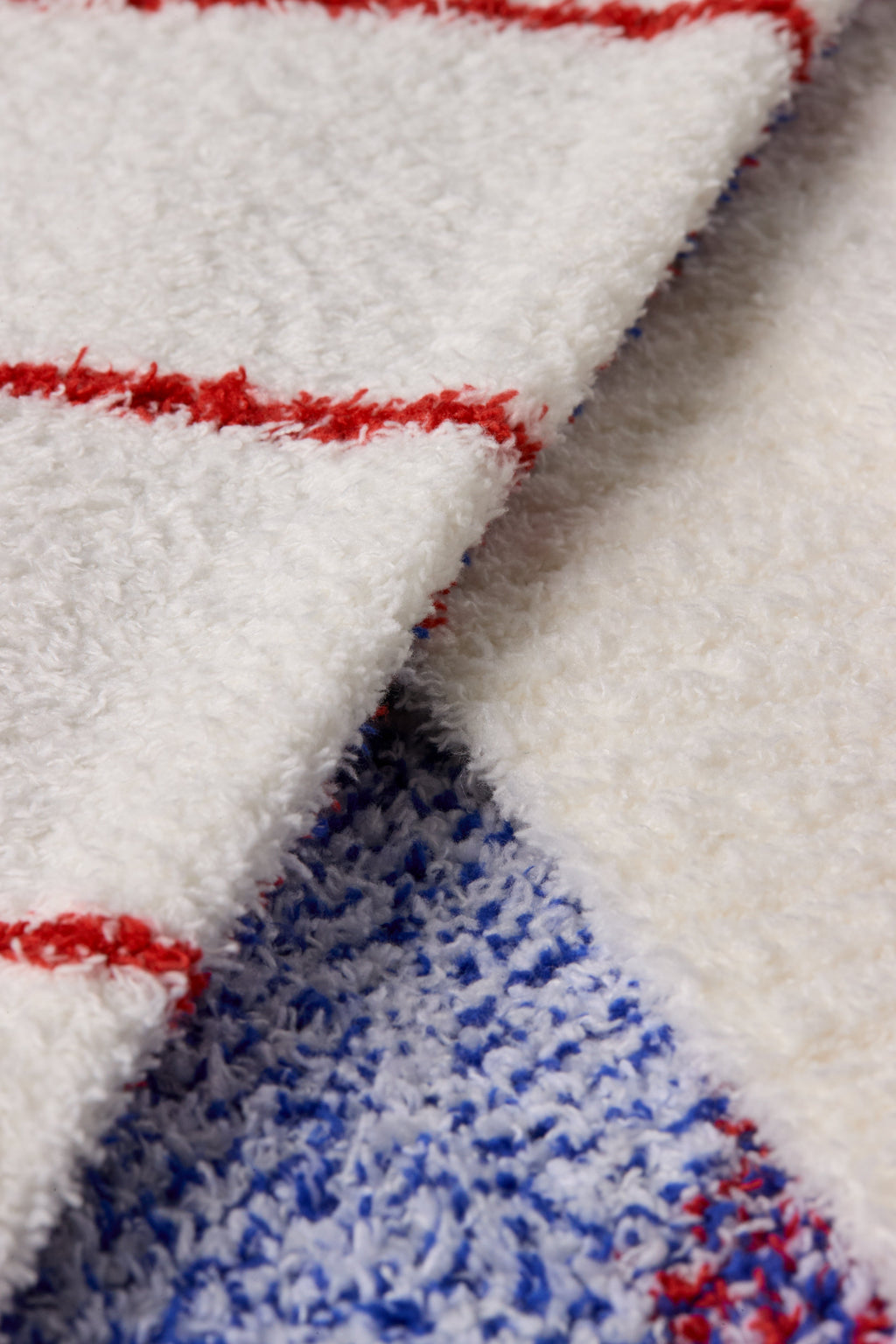 CozyChic® Phillies™ Throw
